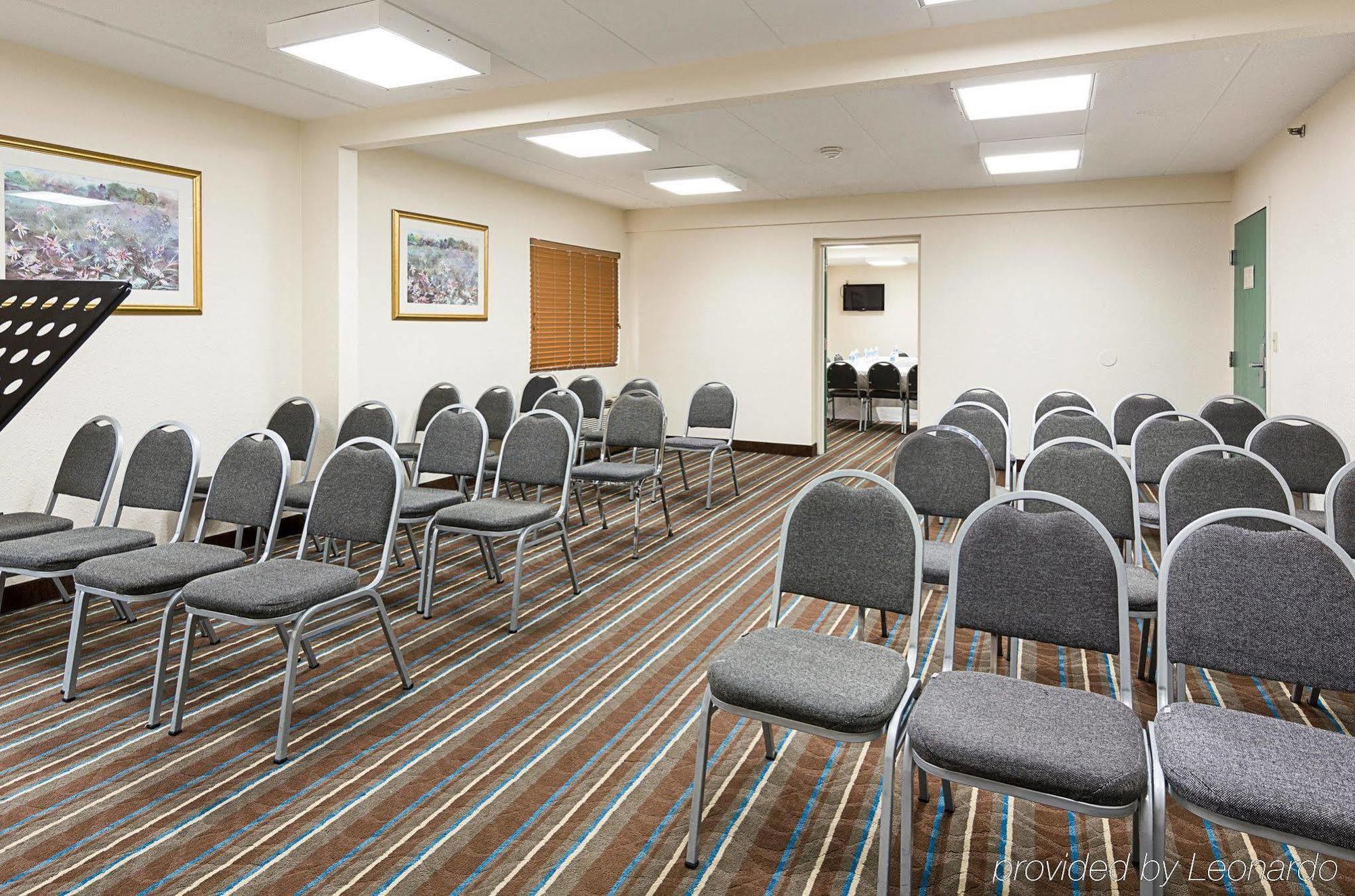 Comfort Inn Оксон-Хилл Экстерьер фото